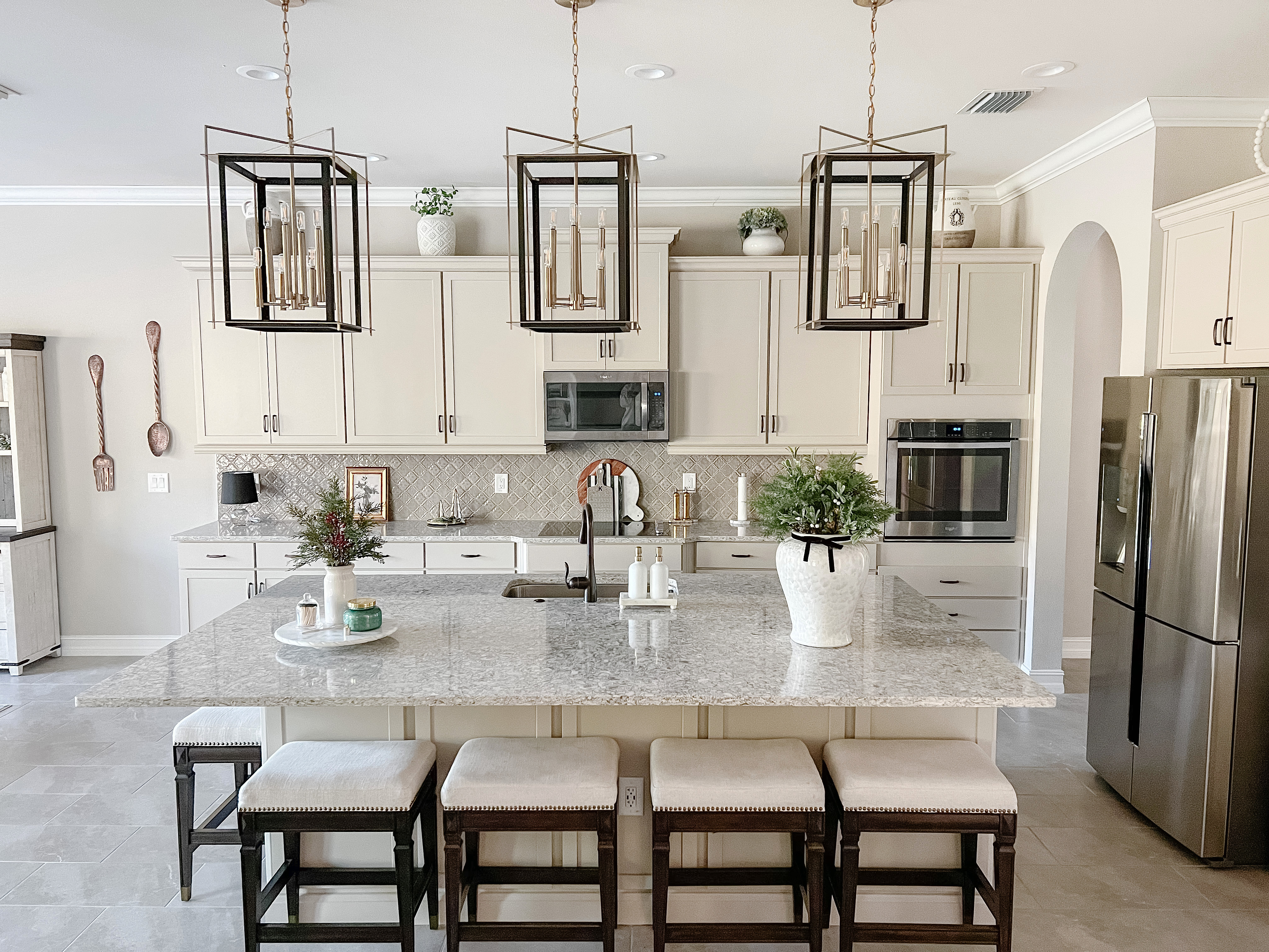 Picking Perfect Kitchen Pendant Lights